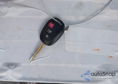 2013 Toyota Prius C One z USA, uszkodzony, nr VIN JTDKDTB35D1528283